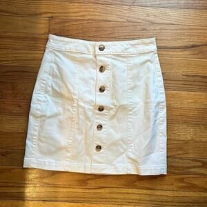 LOFT Made with Love White Denim Skirt Size 2 – Classic Summer Chic